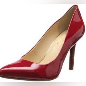 NIB Rich red pumps 7.5